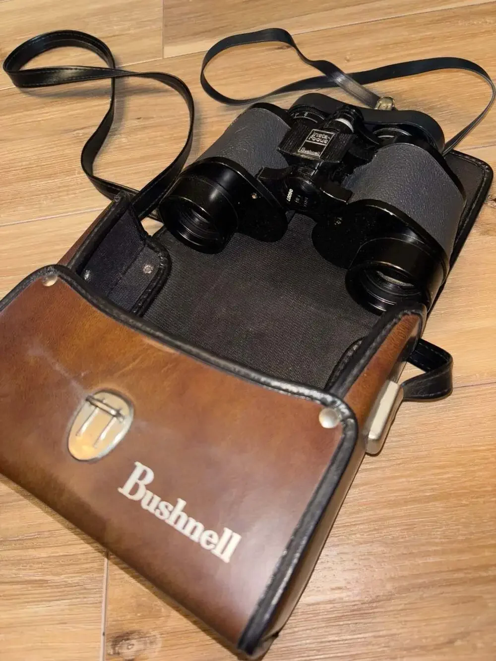 Vintage Bushnell Sportview 7x35 Extra Wide Angle Binoculars with Case